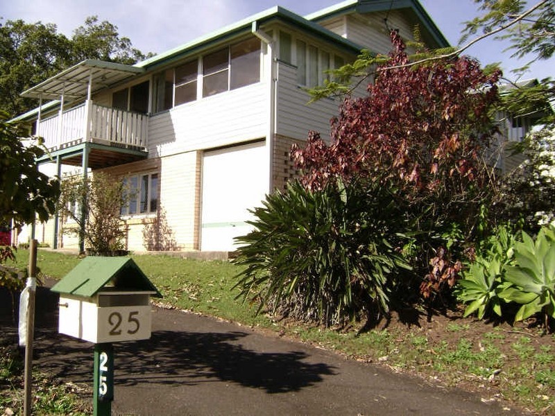 25 Elizabeth Street, Nambour QLD 4560