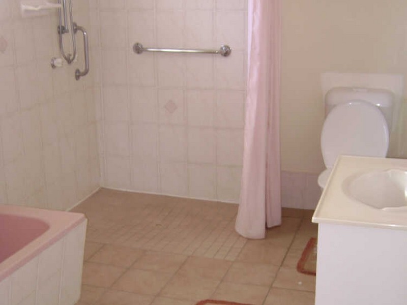 25 Elizabeth Street, Nambour QLD 4560