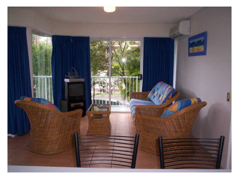 Unit 4/20-22 Burnett Street, Mooloolaba QLD 4557