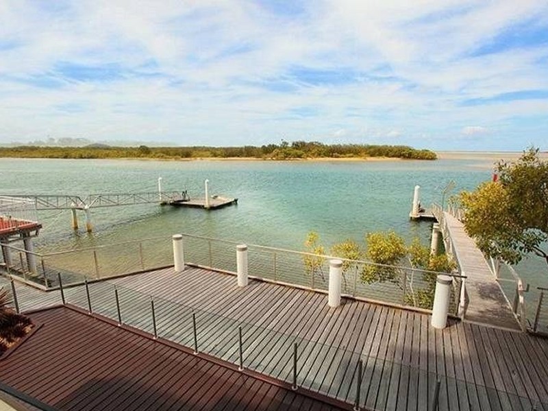 201/42 Duporth Avenue, Maroochydore QLD 4558