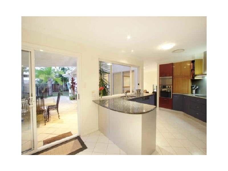 14 Atlantis Parade, Alexandra Headland QLD 4572