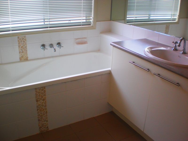 27 Northbrook Street, Caloundra QLD 4551