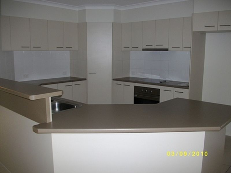 5 Cooloola Court, Little Mountain QLD 4551