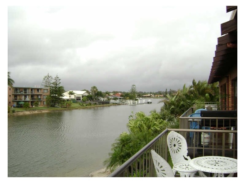 6/5 Barooga Crescent, Mooloolaba QLD 4557