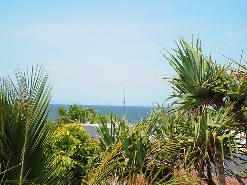 Unit 8/12-14 Lindsay Street, Alexandra Headland QLD 4572