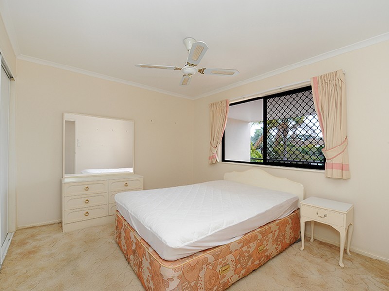 Unit 8/12-14 Lindsay Street, Alexandra Headland QLD 4572
