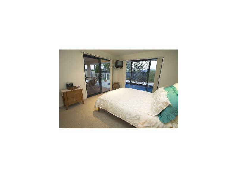 17 Malta Place, Kawana Island QLD 4575