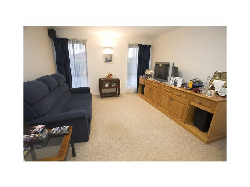 17 Malta Place, Kawana Island QLD 4575