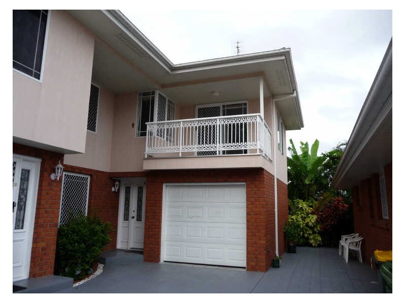 4/13 Bradman Avenue, Maroochydore QLD 4558