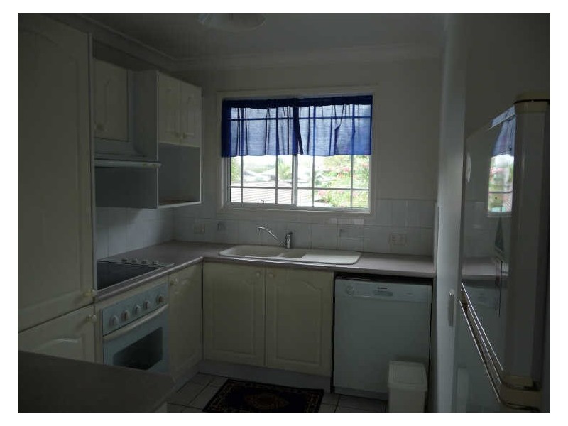 4/13 Bradman Avenue, Maroochydore QLD 4558