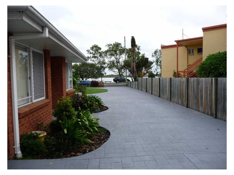 4/13 Bradman Avenue, Maroochydore QLD 4558