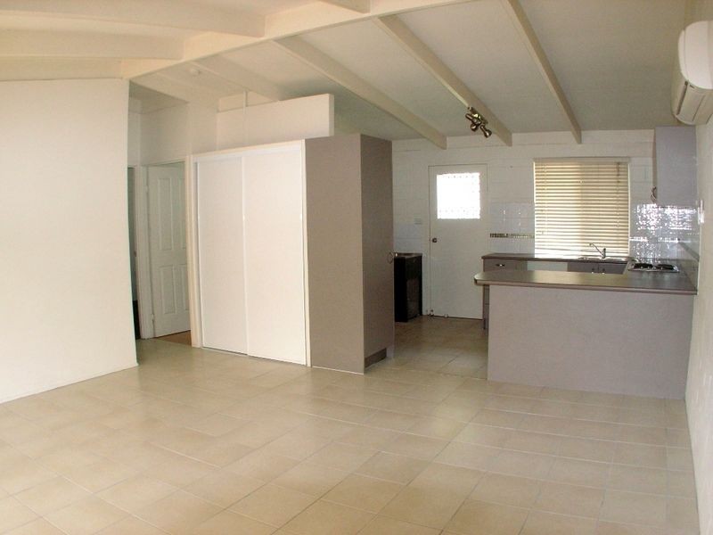 Unit 3/4 Oloway Crescent, Maroochydore QLD 4558