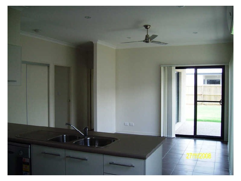 6 Tamarind Street, Meridan Plains QLD 4551