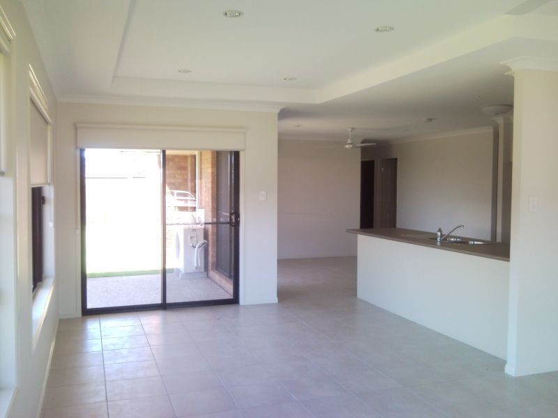 22 Daintree Boulevarde, Parkvale, Little Mountain QLD 4551