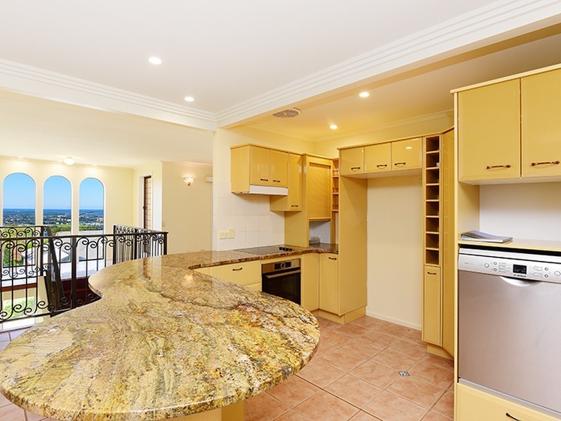 16 Tulong Court, Buderim QLD 4556