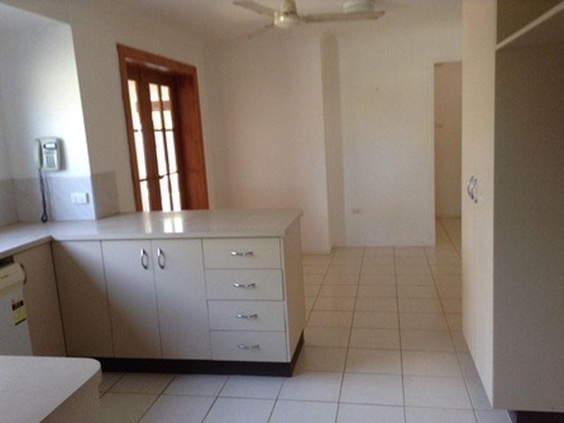 7 Imara Court, Mountain Creek QLD 4557