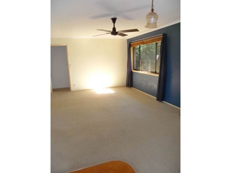 16 Parkway Drive, Mooloolaba QLD 4557