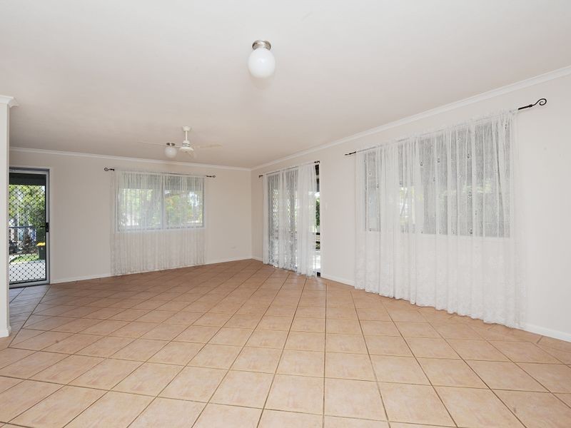 9 Jacaranda Drive, Mooloolaba QLD 4557