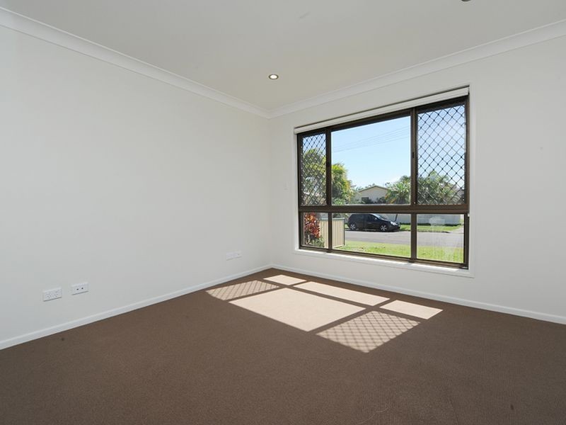 36 Moondarra Cres, Mooloolaba QLD 4557