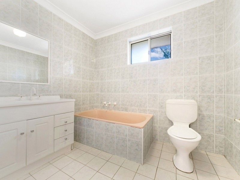 1/77 Gould Street, Campsie NSW 2194