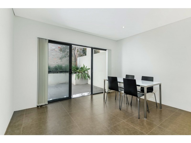 2/951-953 Botany Road, Rosebery NSW 2018