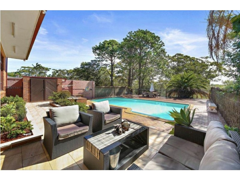 25 Gnarbo Avenue, Carss Park NSW 2221