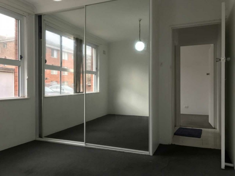 11/1 Gray Crescent, Eastlakes NSW 2018