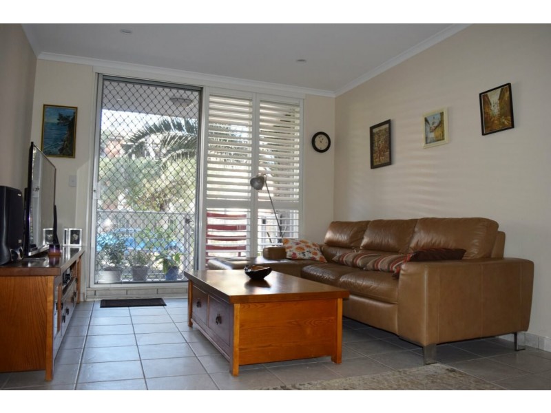 2/28 Evans Avenue, Eastlakes NSW 2018