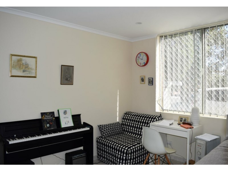 2/28 Evans Avenue, Eastlakes NSW 2018