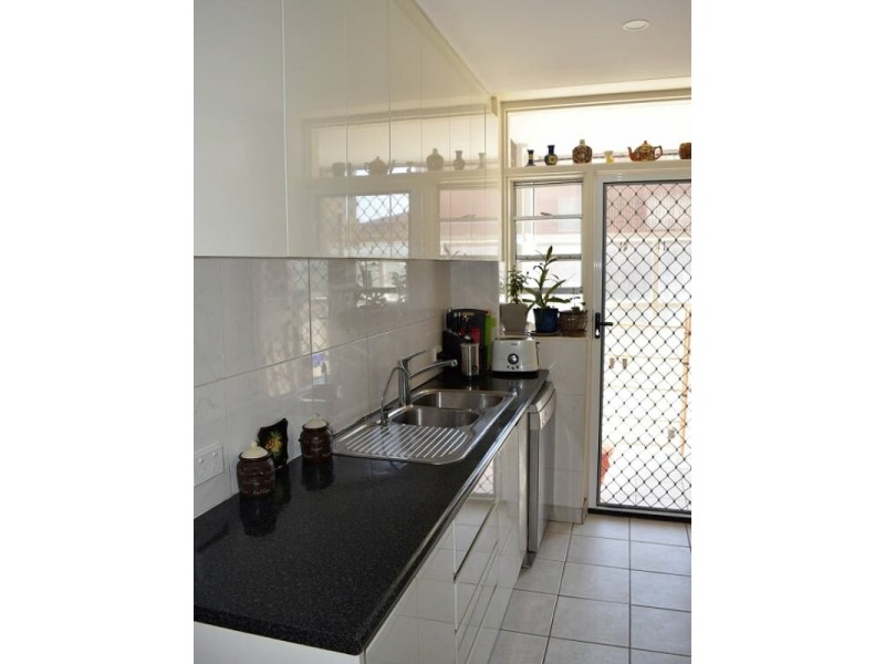 2/28 Evans Avenue, Eastlakes NSW 2018