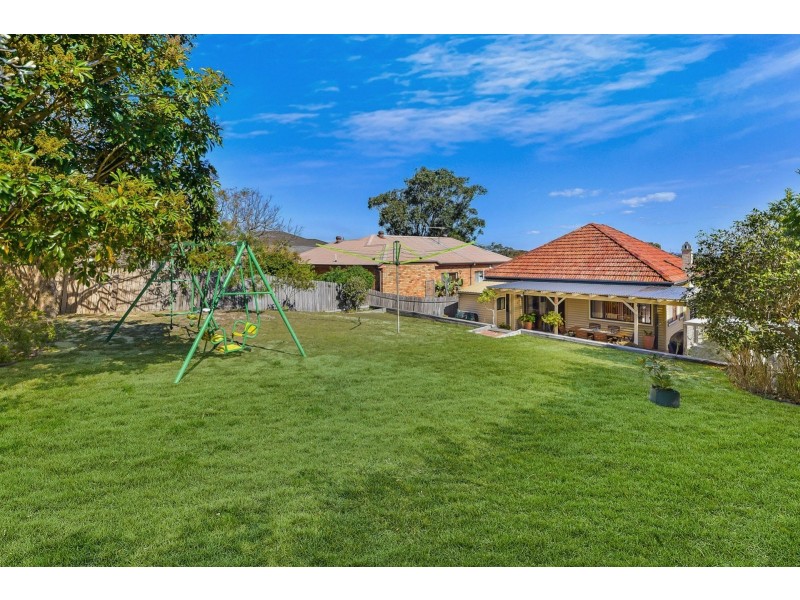 15 Caley Street, Chifley NSW 2036