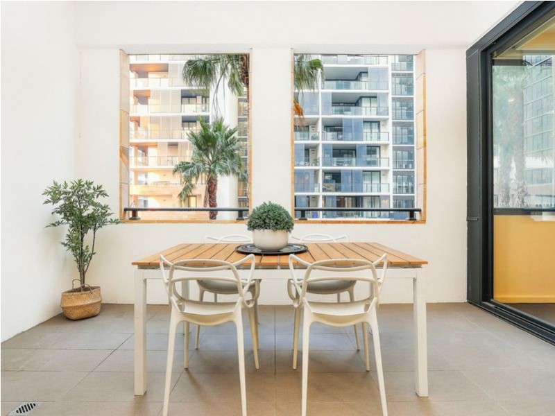 304B/2 Muller Lane, Mascot NSW 2020