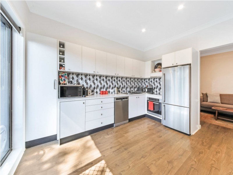 44 Universal Street, Eastlakes NSW 2018