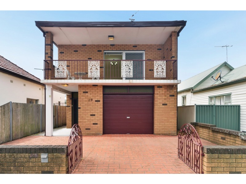 19 Malcolm Street, Mascot NSW 2020