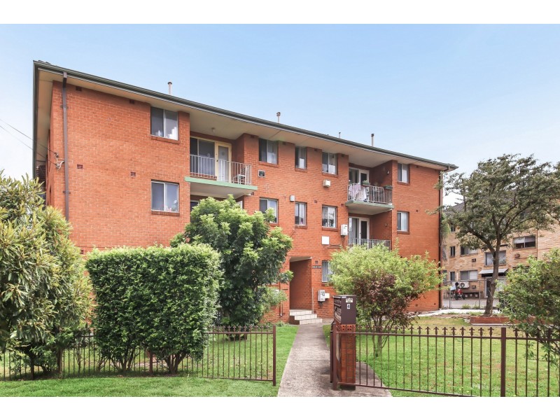 3/4 Hearne Close, Eastlakes NSW 2018