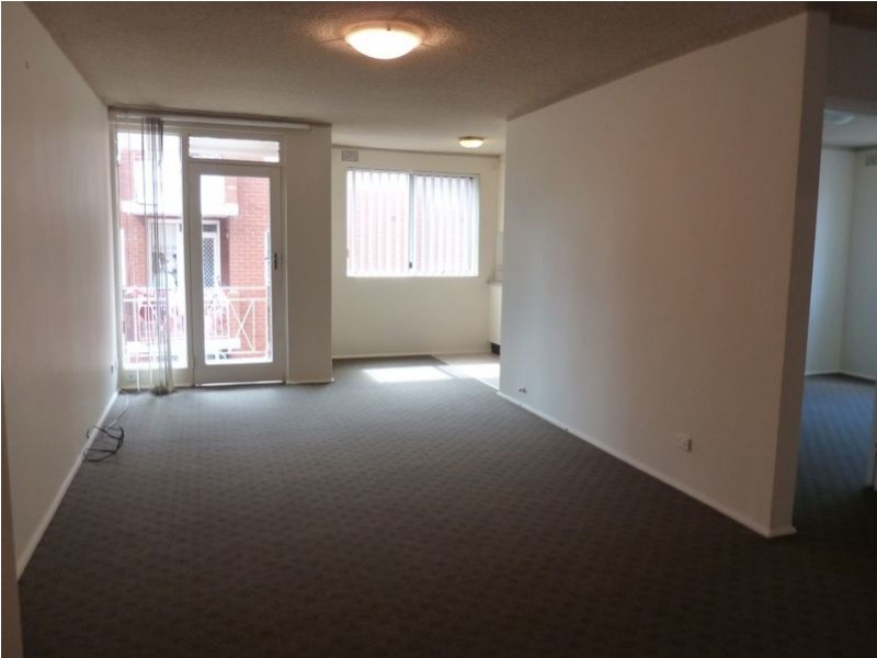 6/15 Mascot Drive, Eastlakes NSW 2018