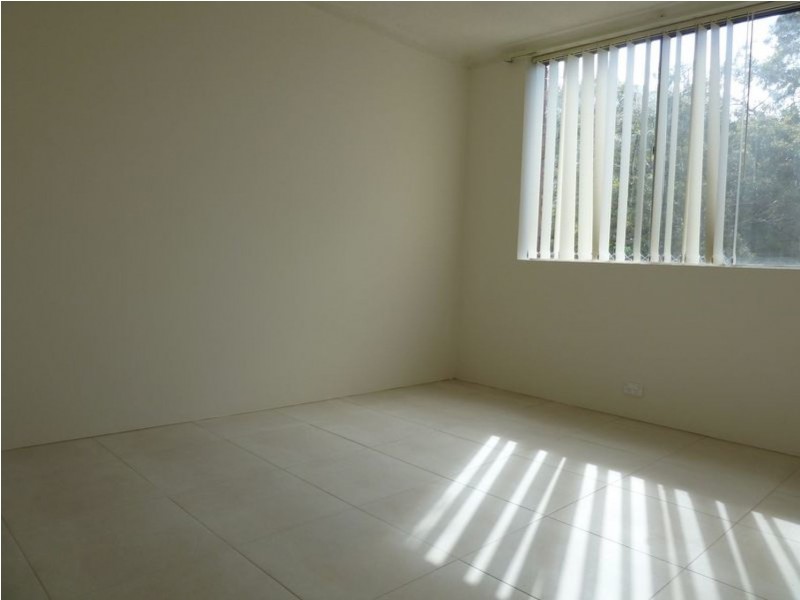 34/68 Mascot Drive, Eastlakes NSW 2018