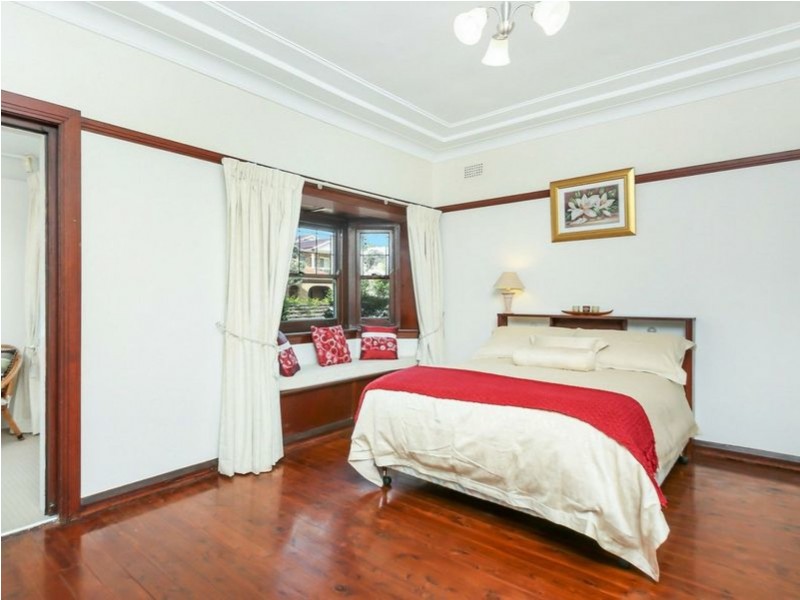 28 Middlemiss Street, Mascot NSW 2020