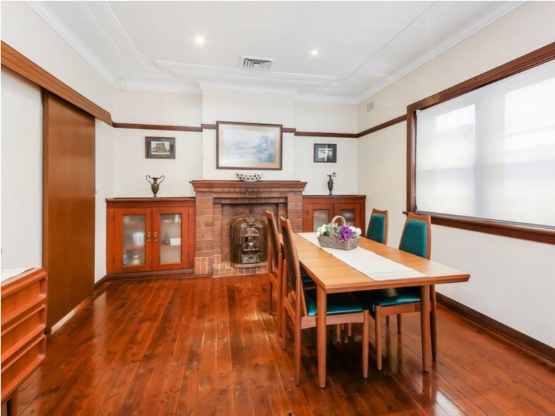 28 Middlemiss Street, Mascot NSW 2020