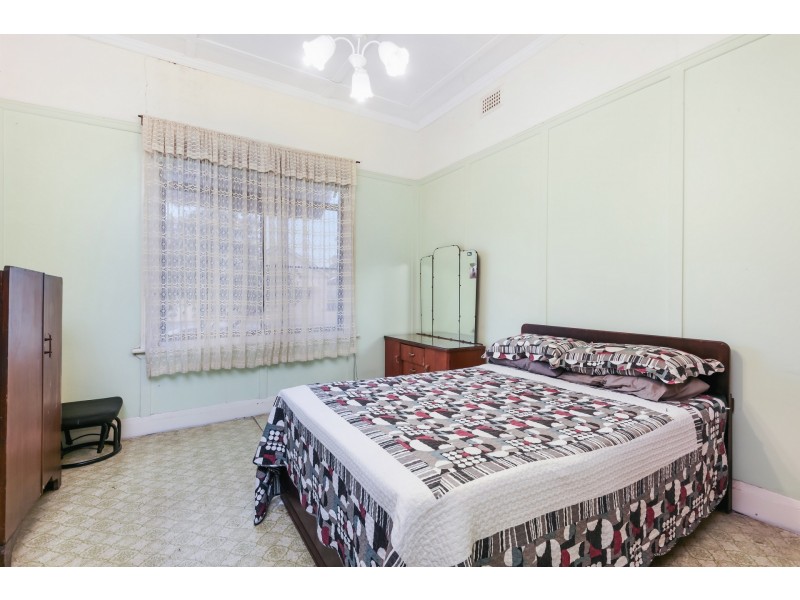 24 Gordon Street, Rosebery NSW 2018