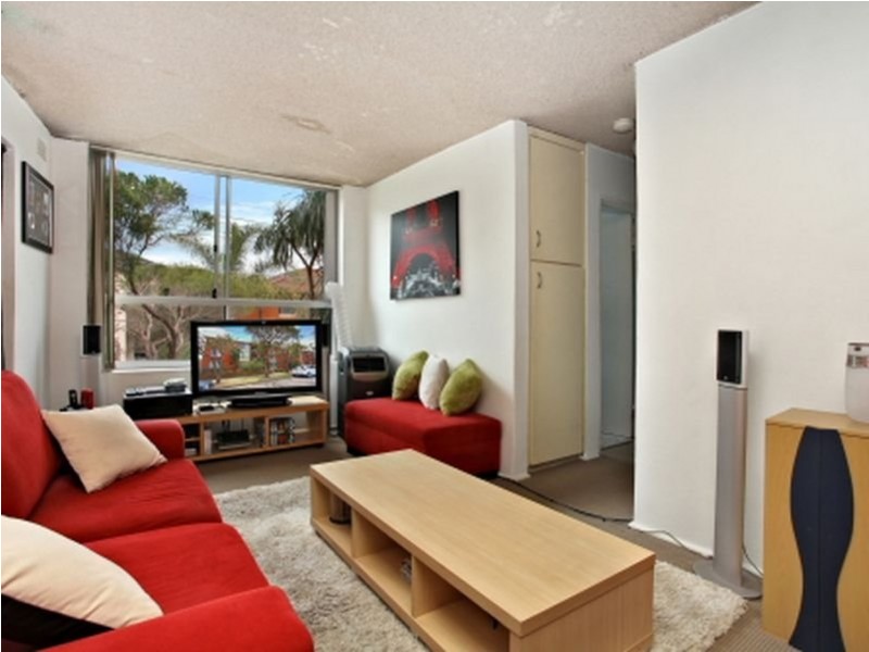 6/17 Mascot Drive, Eastlakes NSW 2018