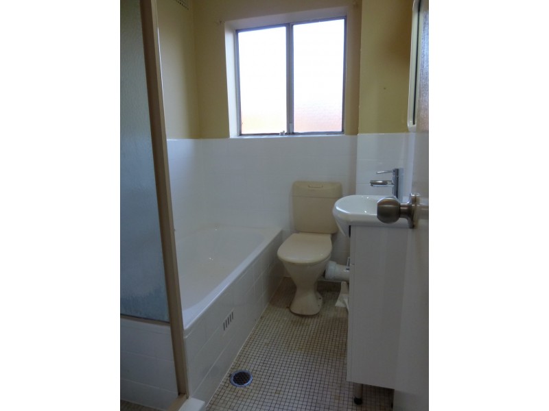 9/26 Barber Avenue, Eastlakes NSW 2018