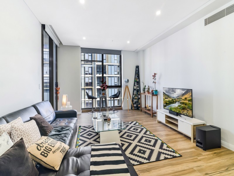 718/8 Galloway Street, Mascot NSW 2020