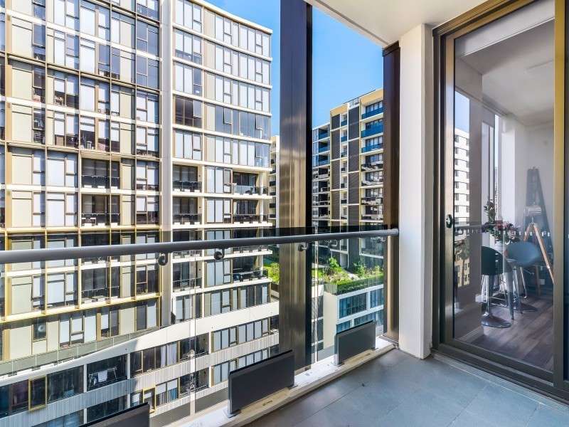 718/8 Galloway Street, Mascot NSW 2020