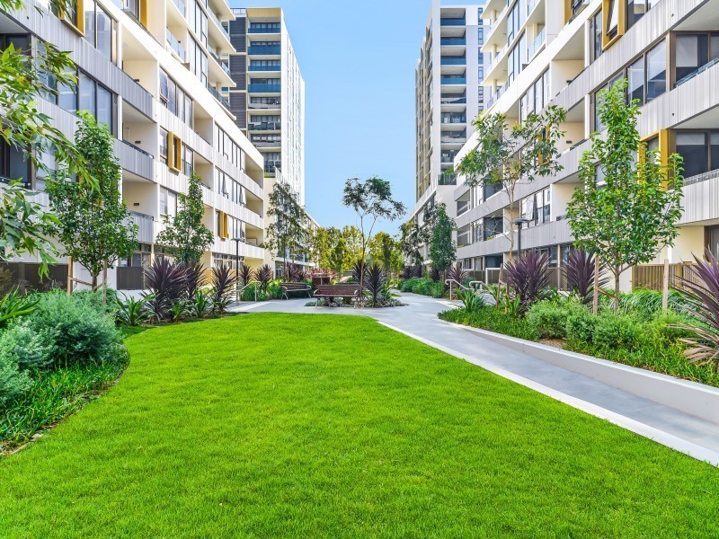 718/8 Galloway Street, Mascot NSW 2020