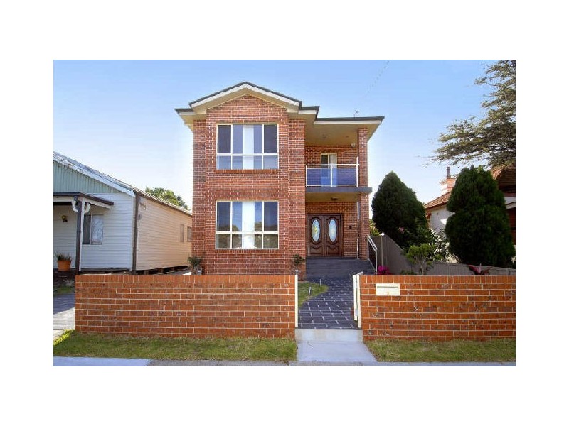 9 Waterview Street, Carlton NSW 2218