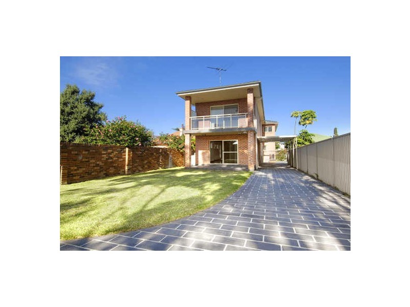 9 Waterview Street, Carlton NSW 2218