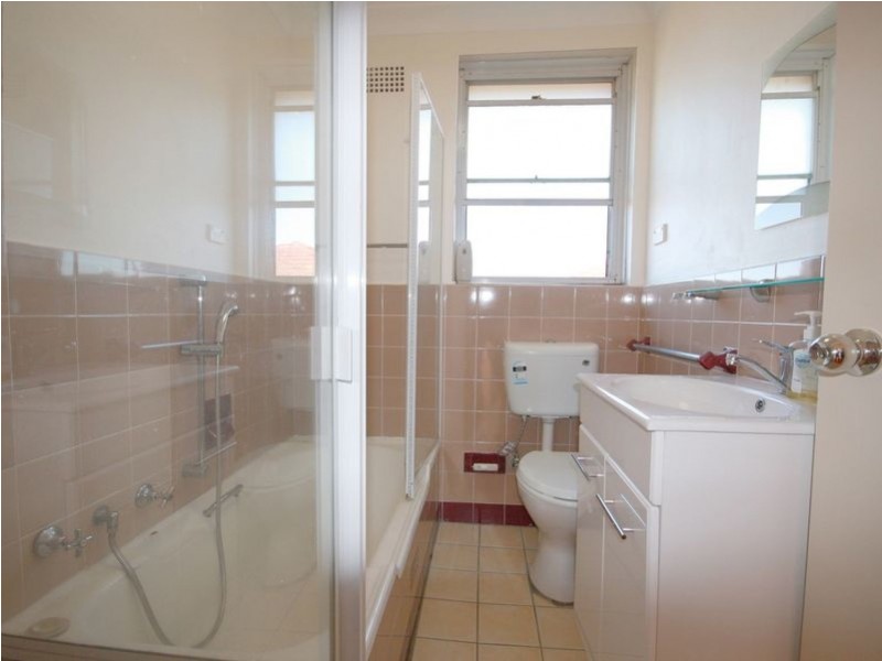 6/50 Universal Street, Eastlakes NSW 2018