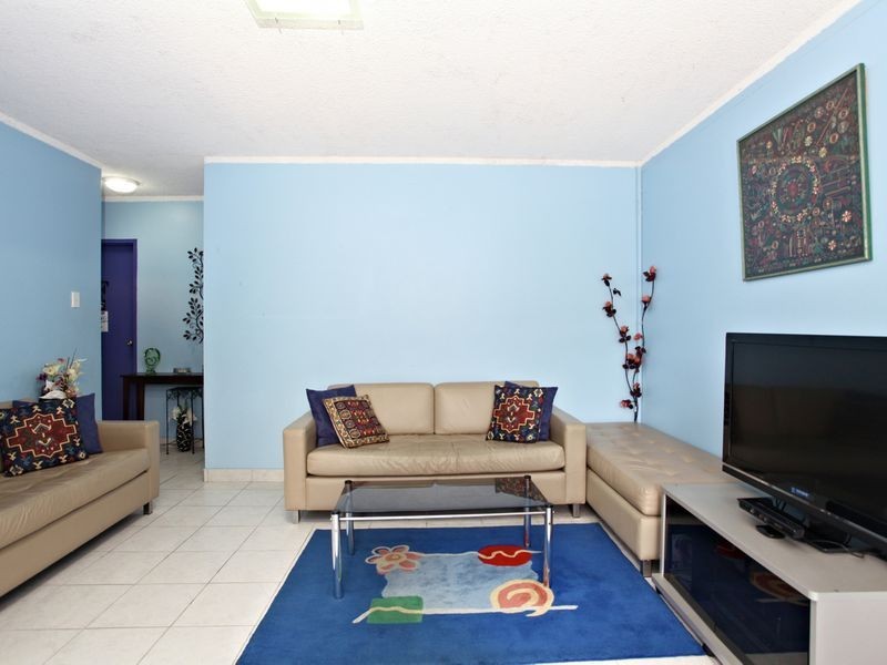 2/64 Mascot Drive, Eastlakes NSW 2018