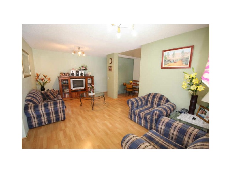 3/4 Barber Avenue, Eastlakes NSW 2018